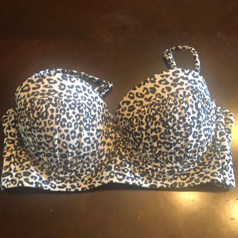 Bikini top